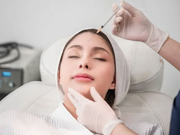 Skin Booster: Bí quyết phục hồi tuổi xuân